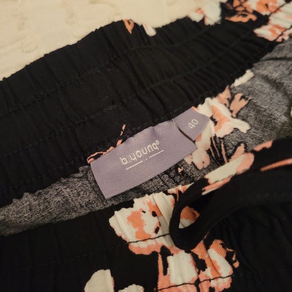 b.young Floral Shorts - Unworn Size 40 - US 10 - Picture 2 of 4